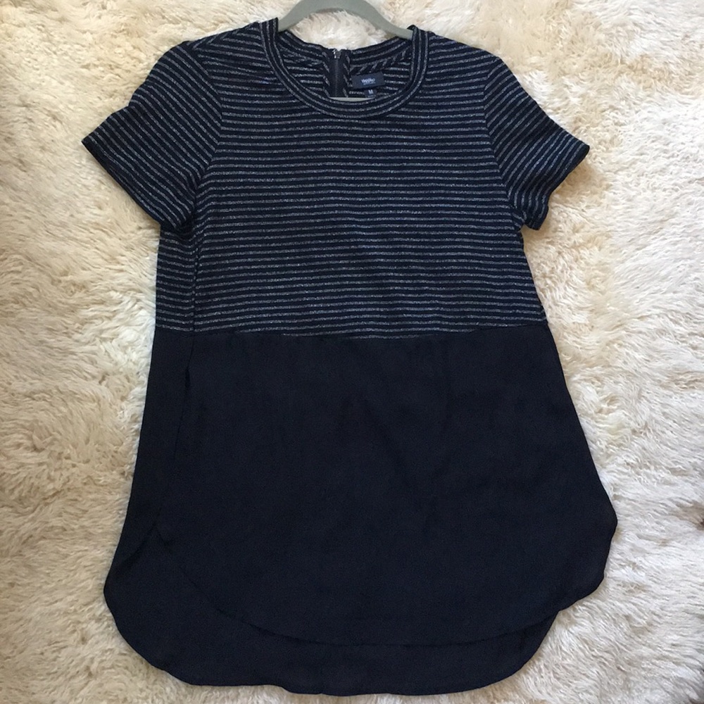 Mossimo flowy top